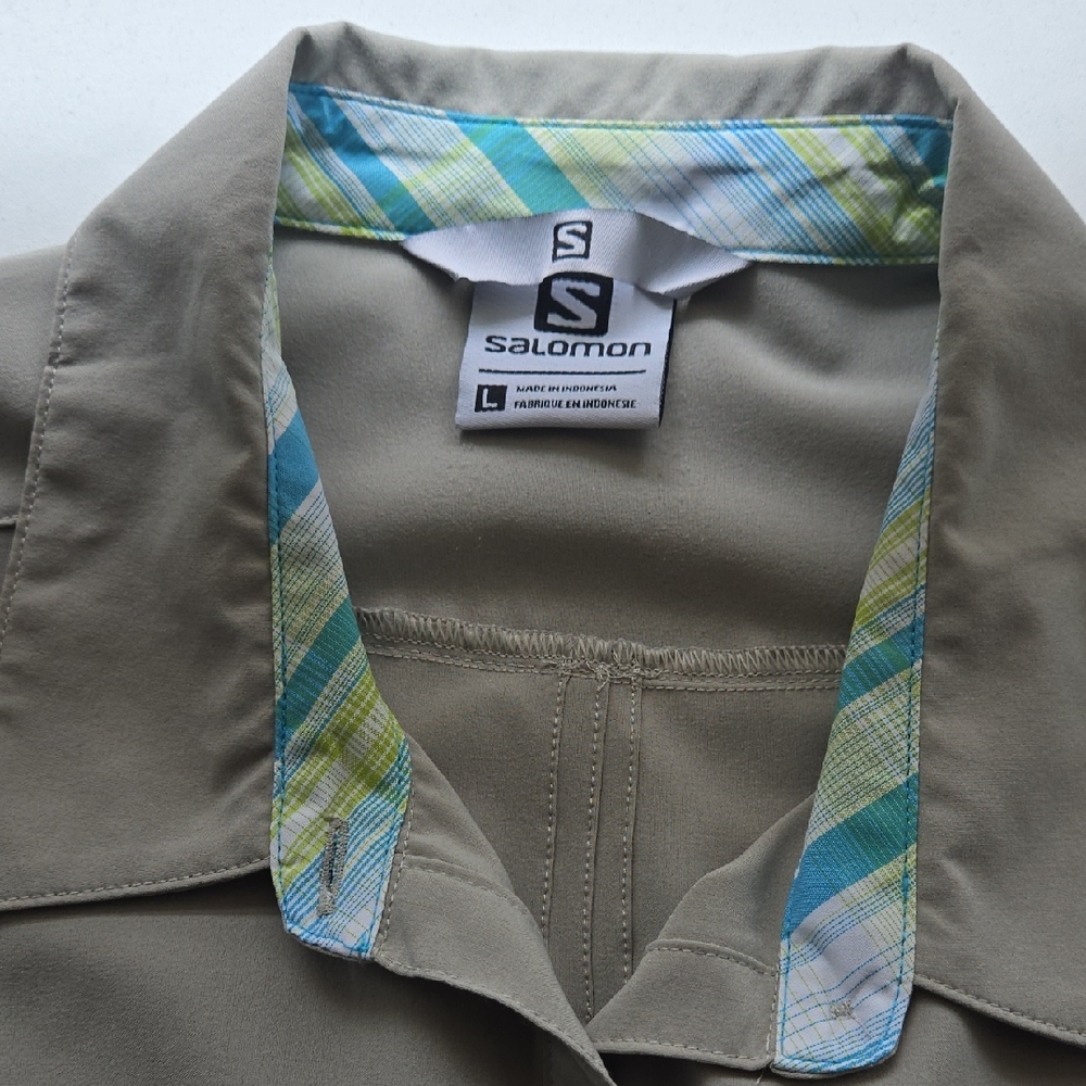 Salomon Khaki Shirt with Vibrant Plaid Collar
